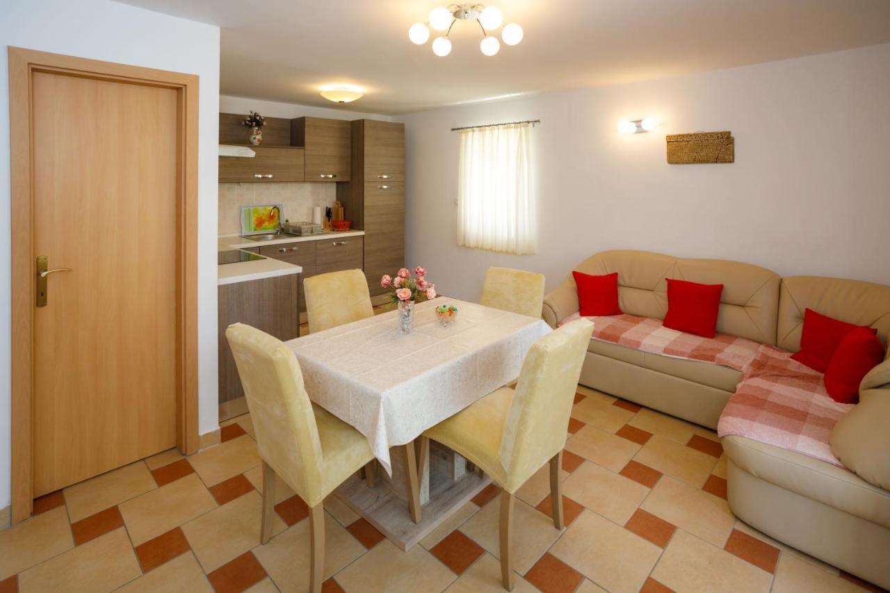 Apartmani Bakran Krk Town Εξωτερικό φωτογραφία