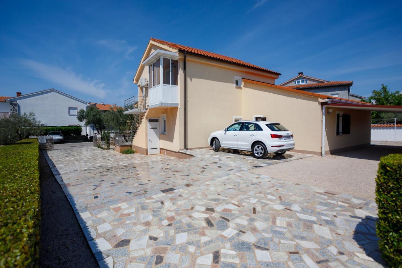 Apartmani Bakran Krk Town Εξωτερικό φωτογραφία