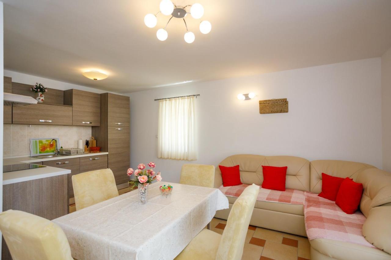 Apartmani Bakran Krk Town Εξωτερικό φωτογραφία