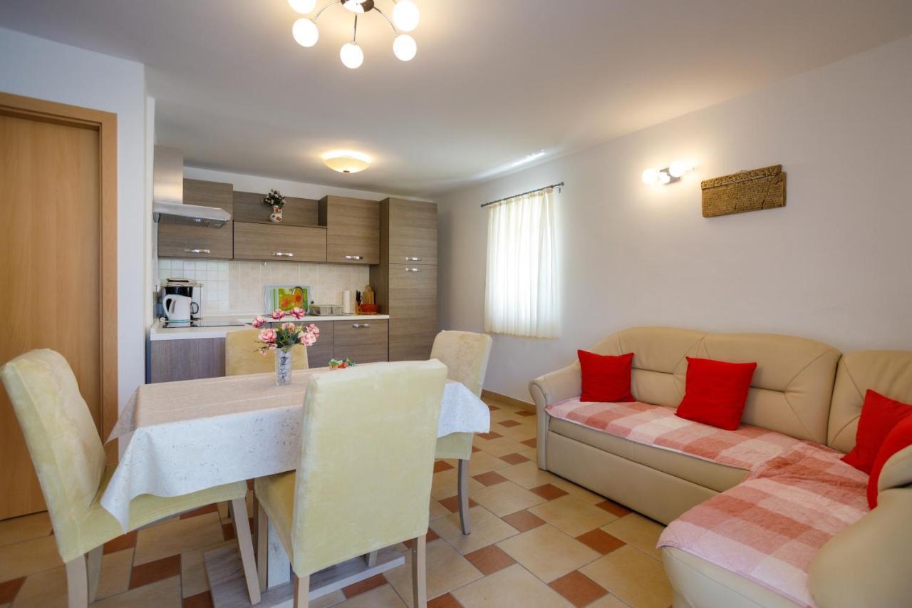 Apartmani Bakran Krk Town Εξωτερικό φωτογραφία